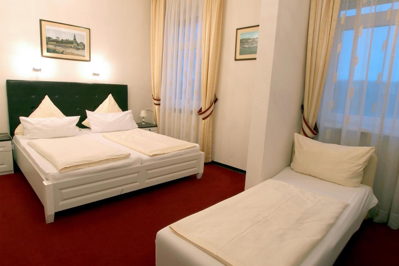 Hotel Am Schloss Biebrich Βιζμπάντεν Εξωτερικό φωτογραφία