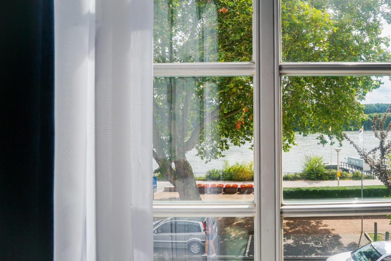 Hotel Am Schloss Biebrich Βιζμπάντεν Εξωτερικό φωτογραφία