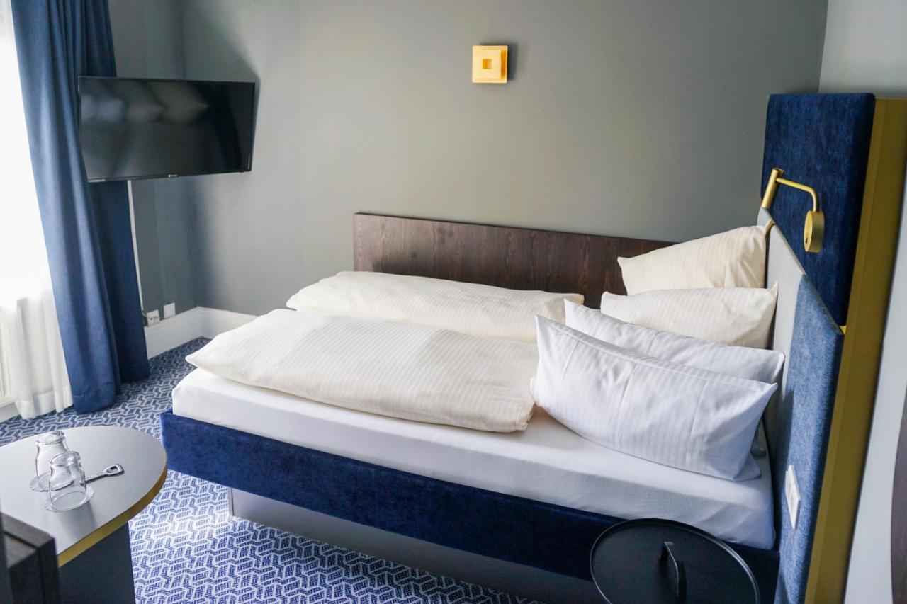 Hotel Am Schloss Biebrich Βιζμπάντεν Εξωτερικό φωτογραφία